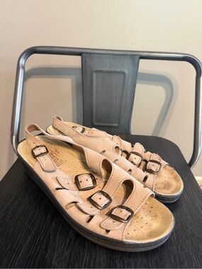 Fly Flot Italian Comfort Leather Slingback Sandals EU 38 Beige Comfort Walking